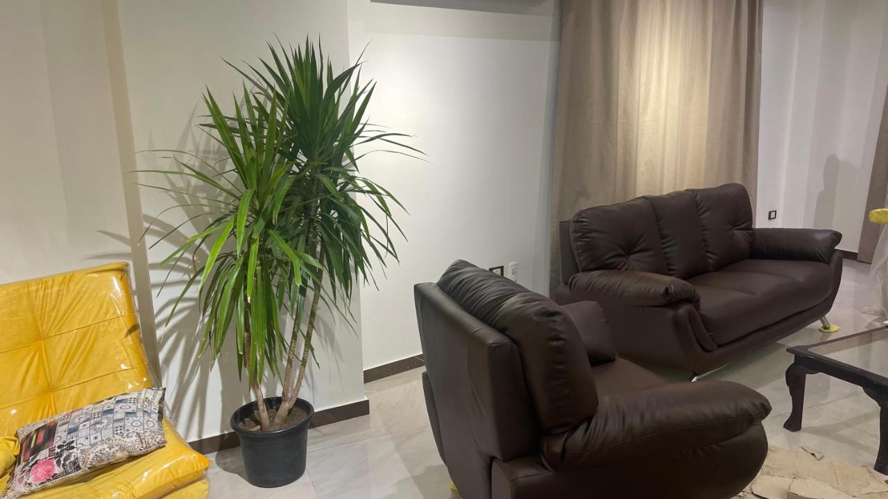 Elite In Private In New 90th Street In 255 Panafsig 11 Apartment