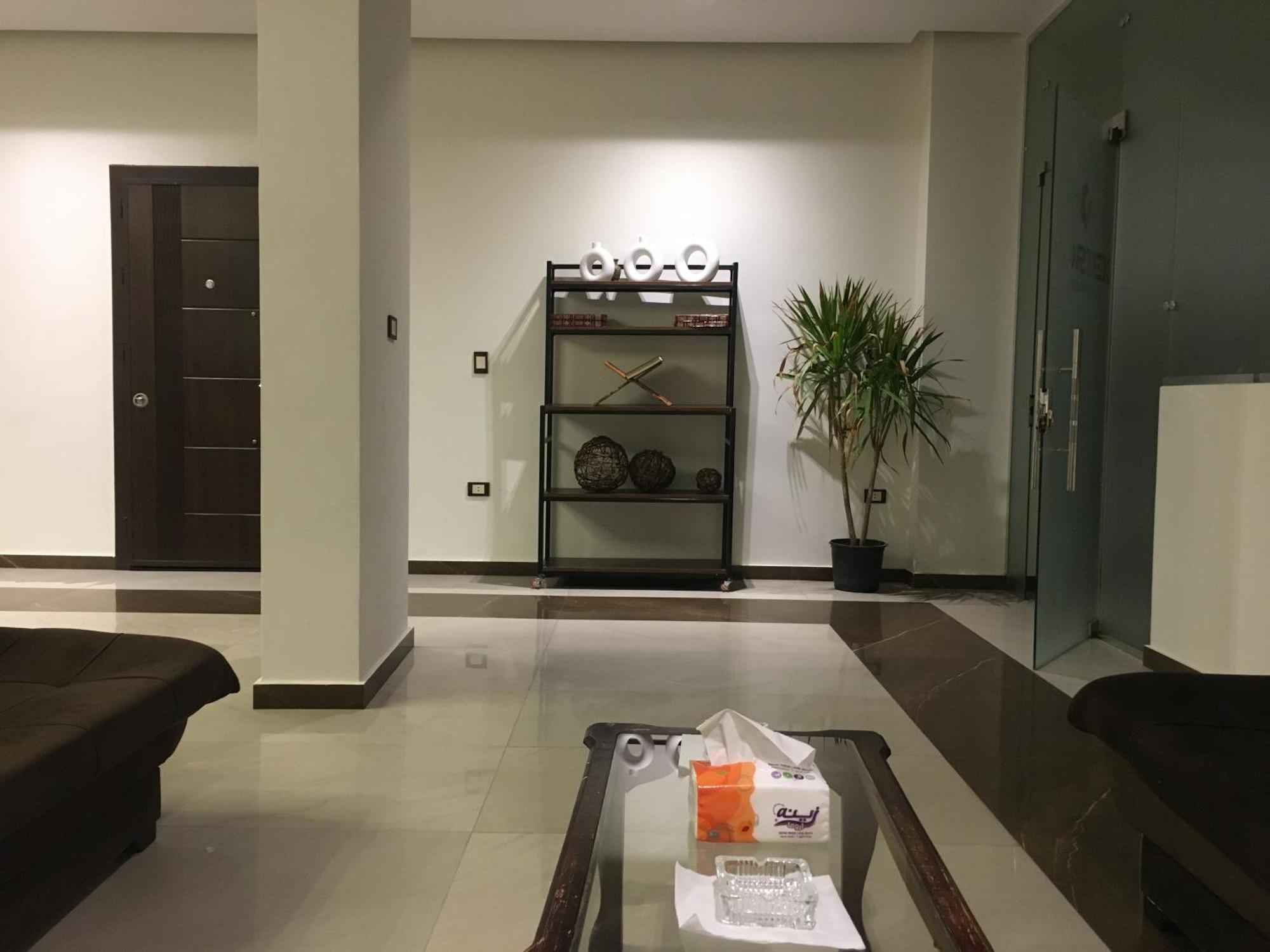 Elite In Private In New 90th Street In 255 Panafsig 11