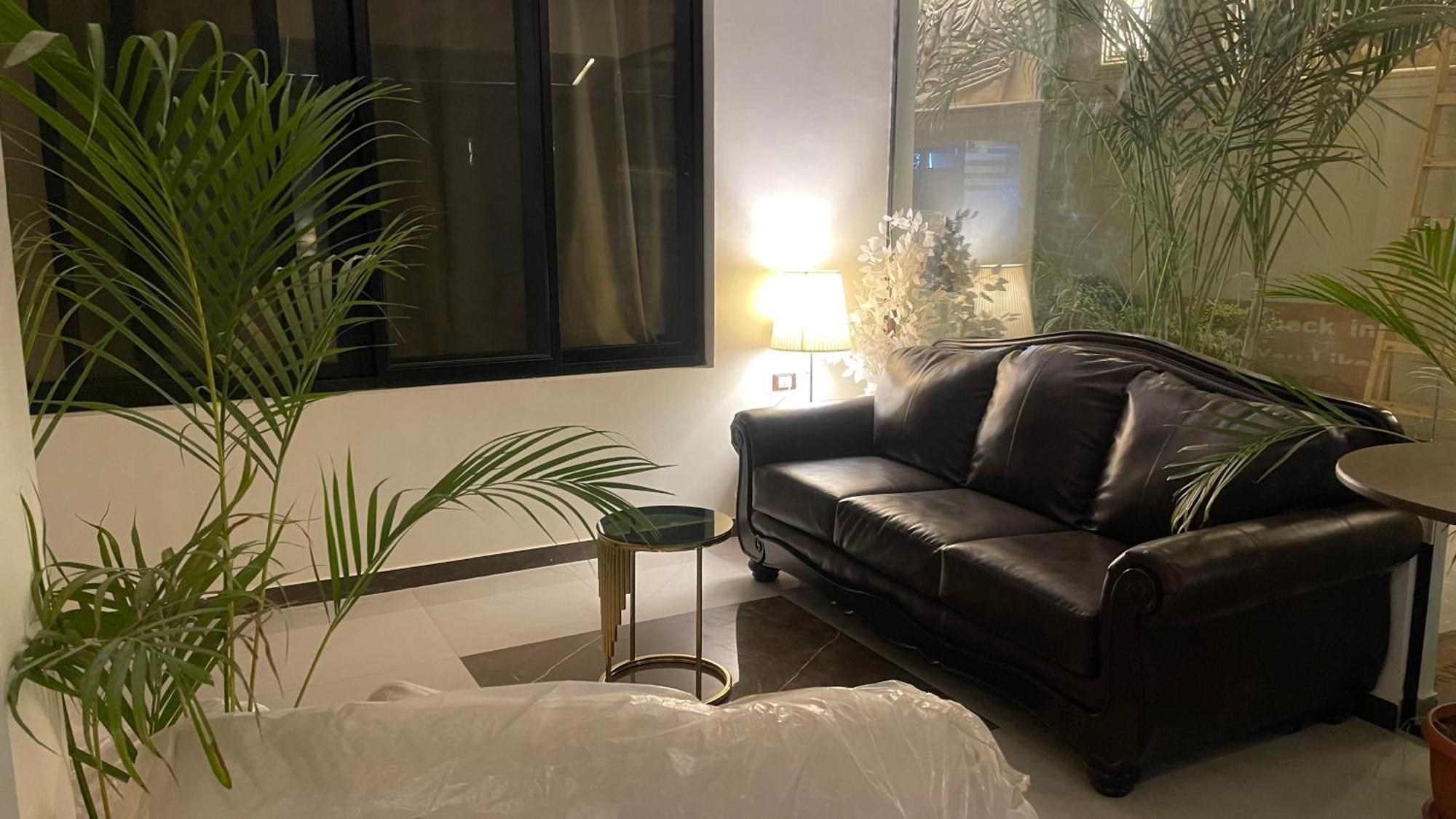 Elite In Private In New 90th Street In 255 Panafsig 11 Apartman
