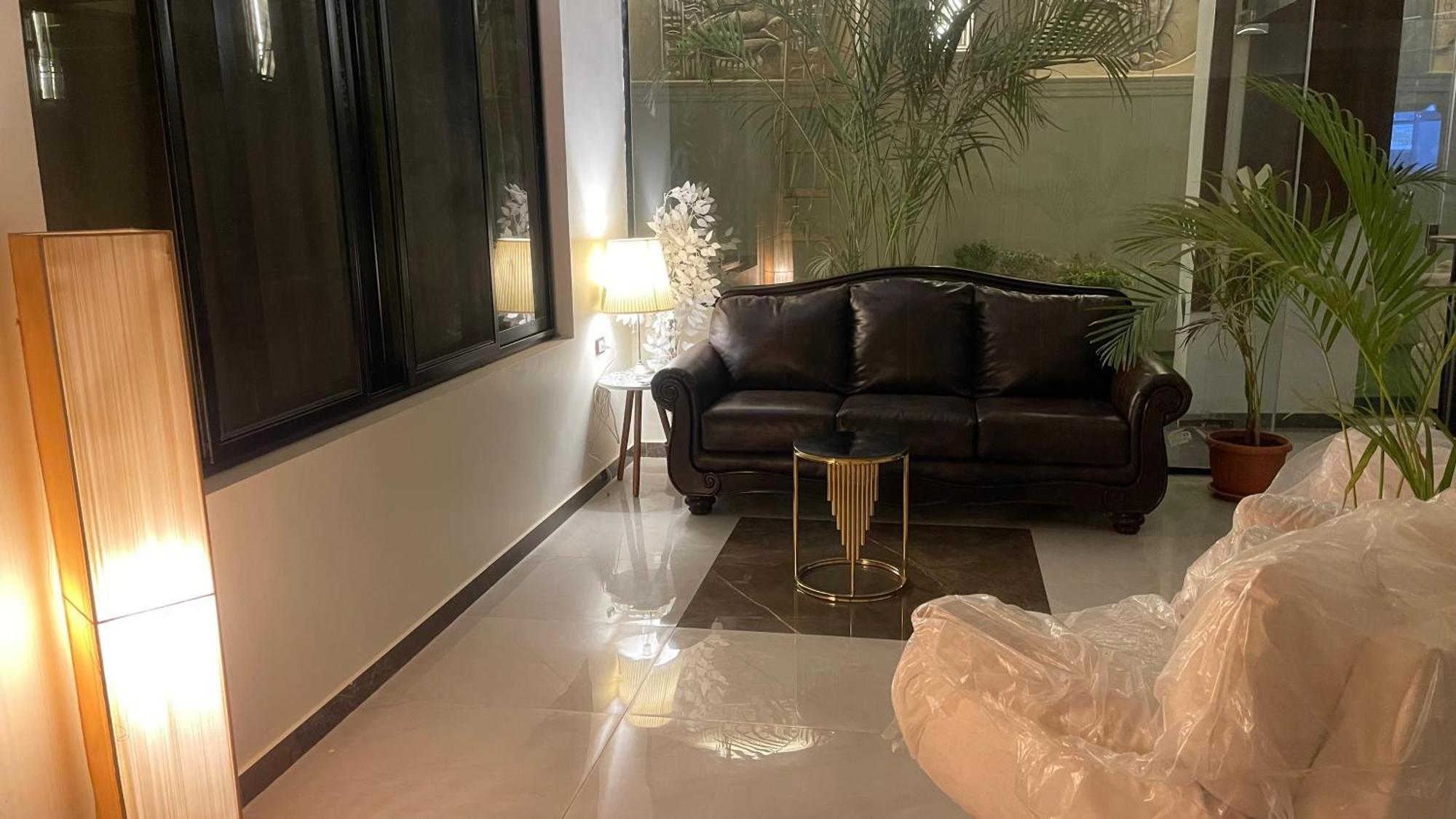 Elite In Private In New 90th Street In 255 Panafsig 11 Apartment *