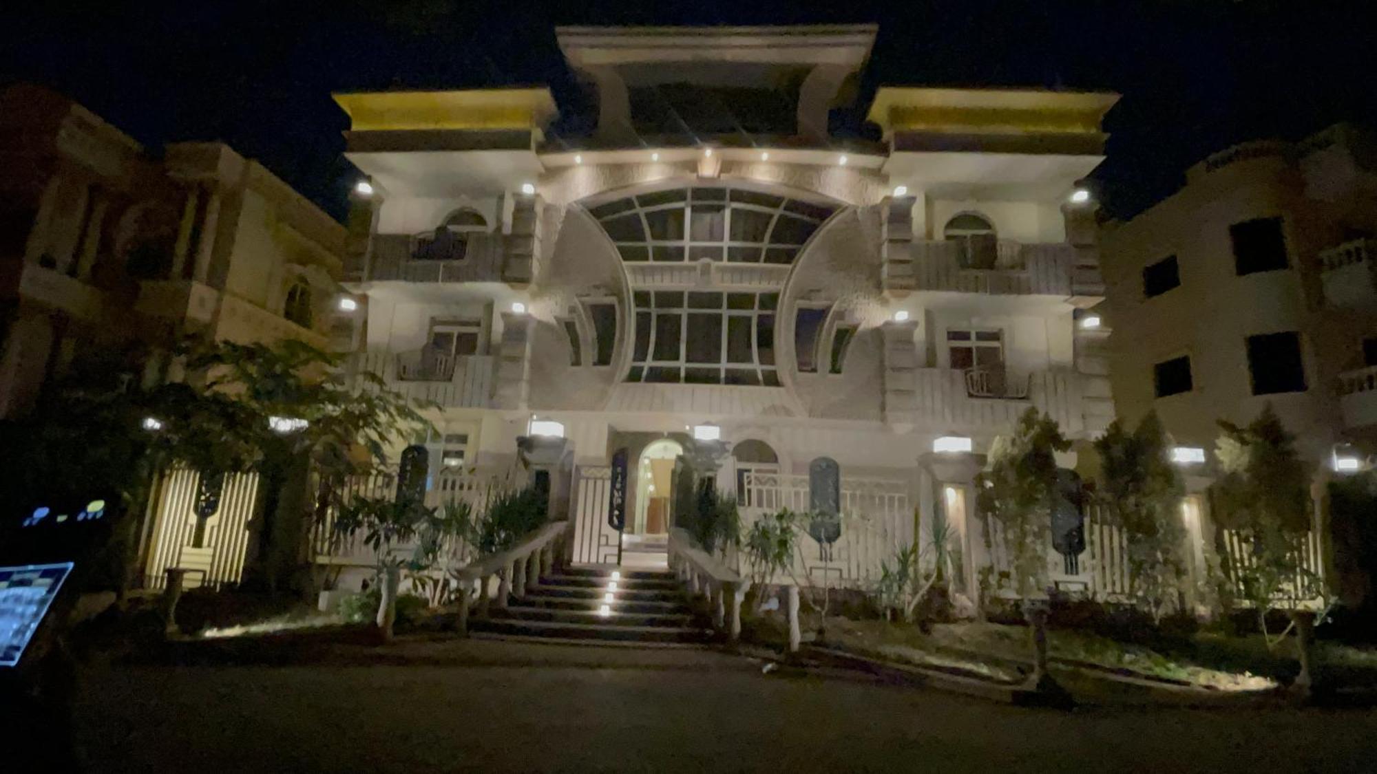 Apartment Elite In Private In New 90th Street In 255 Panafsig 11 *